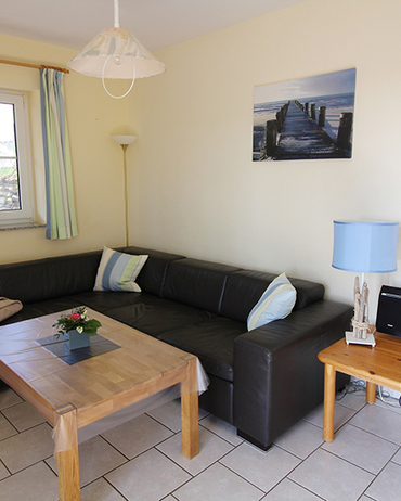 Unsere 4* Ferienwohnung Seerose bietet auf 60 m² Platz für bis zu 4 Personen. 